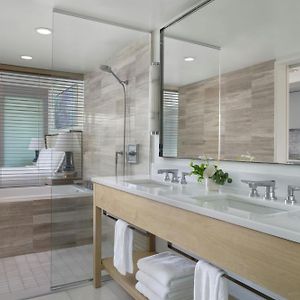 Corner Room City Ocean View